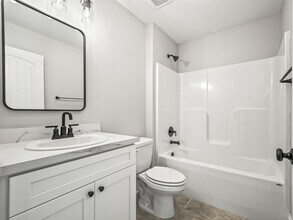 76 Merwyn Dr in Crawfordville, FL - Building Photo - Building Photo