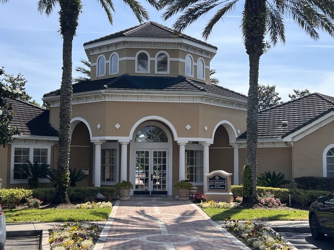 10075 Gate Pky N, Unit 2805 in Jacksonville, FL - Foto de edificio - Building Photo