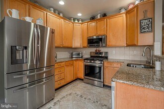 227 Birchwood Dr in West Chester, PA - Building Photo - Building Photo