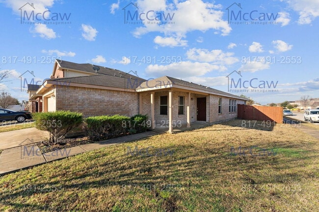 9133 Sun Haven Way in Fort Worth, TX - Building Photo - Building Photo
