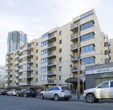 The Richmond in Calgary, AB - Building Photo - Building Photo