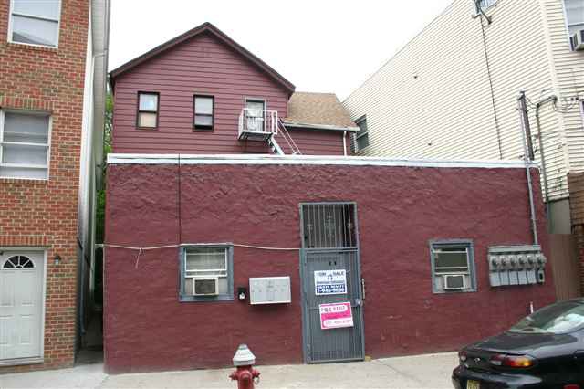 52 Harrison Ave in Jersey City, NJ - Building Photo