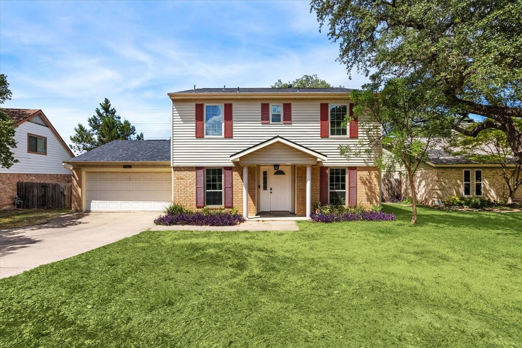 1402 Doonesbury Dr in Austin, TX - Building Photo