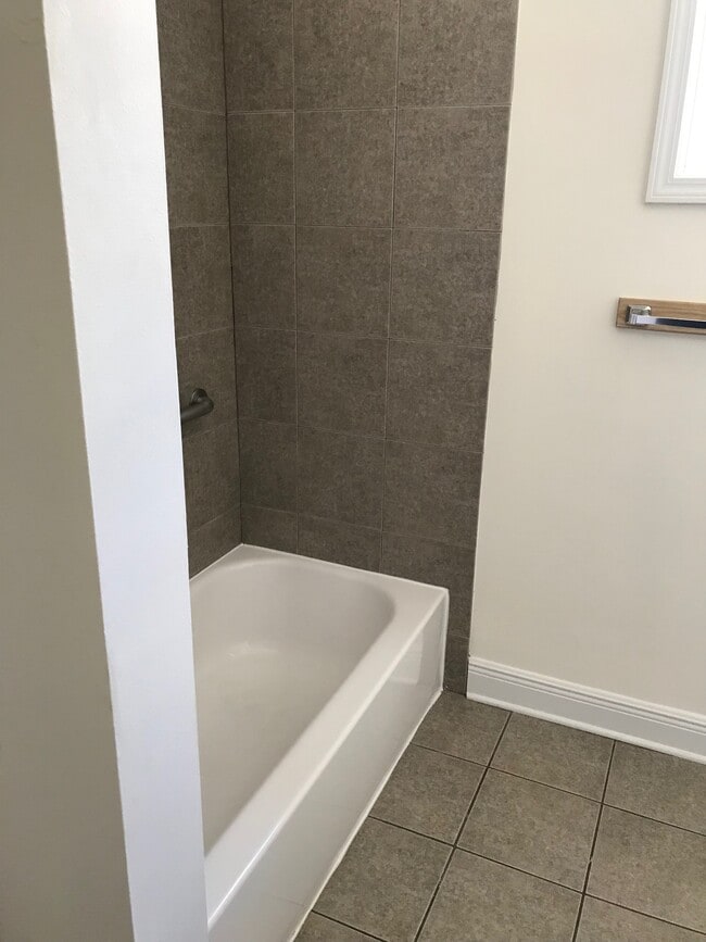 320 St Francis St in Bay St. Louis, MS - Building Photo - Building Photo