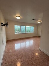 200 NE 108th St in Miami, FL - Building Photo - Building Photo
