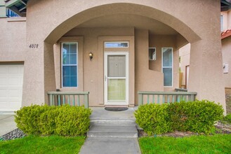 4018 Ivey Vista Way in Oceanside, CA - Building Photo - Building Photo