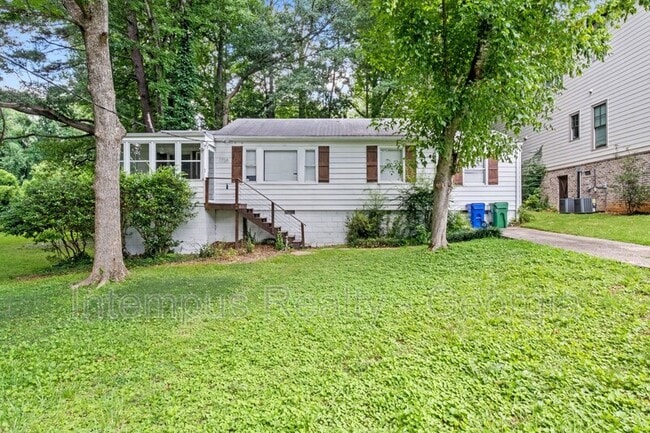 property at 1738 Duke Rd