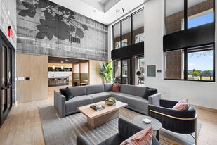 East Bend Apartments in Houston, TX - Building Photo