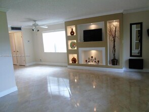 545 Normandy Ln in Delray Beach, FL - Building Photo - Building Photo