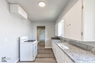 850 Sunset Dr in Abilene, TX - Building Photo - Building Photo
