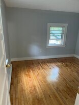 53 Gilford Ave, Unit 1 in Laconia, NH - Building Photo