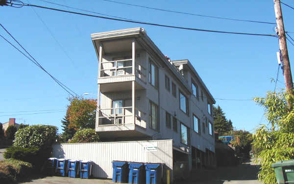 650 W Bertona St in Seattle, WA - Building Photo - Building Photo