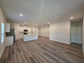 8057 Fir Tree Dr in Milton, FL - Building Photo - Building Photo