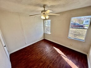 804 N Stockton St in Ada, OK - Building Photo - Building Photo