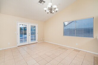 8156 N 32nd Ave in Phoenix, AZ - Building Photo - Building Photo