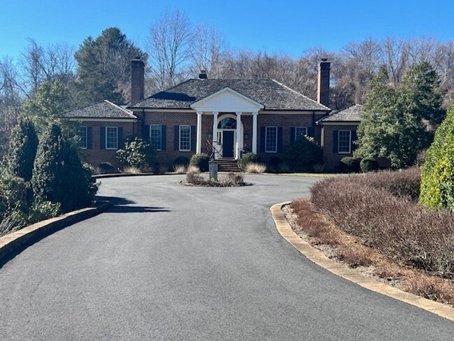 property at 935 Garth Rd