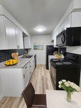 Mesa Heights Apartments in Sioux Falls, SD - Foto de edificio - Building Photo