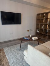 6 NE 6th Ave, Unit S2 in Hialeah, FL - Building Photo - Building Photo