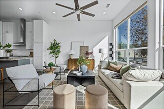 2317 Moser Ave in Dallas, TX - Building Photo - Building Photo