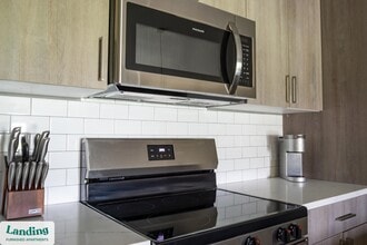 10800 Colonial Gtwy Dr, Unit 1-111 in Ft. Myers, FL - Building Photo - Building Photo