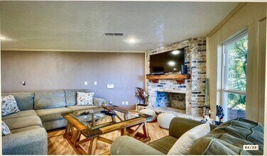 11359 Twain Dr in Montgomery, TX - Building Photo - Building Photo