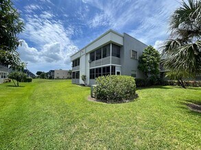 117 Flanders C in Delray Beach, FL - Building Photo - Building Photo
