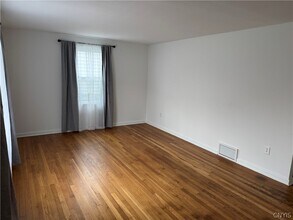 103 Rockland Dr in Syracuse, NY - Building Photo - Building Photo