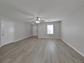 5746 Gasser Ln in Houston, TX - Building Photo - Building Photo