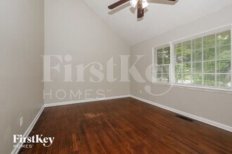 1517 Flicker Rd in Jonesboro, GA - Building Photo - Building Photo