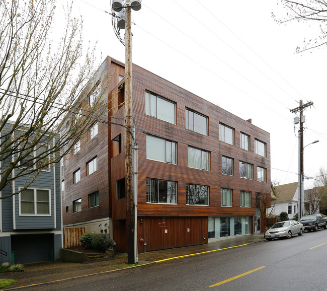 Thurman Street Lofts in Portland, OR - Building Photo - Building Photo