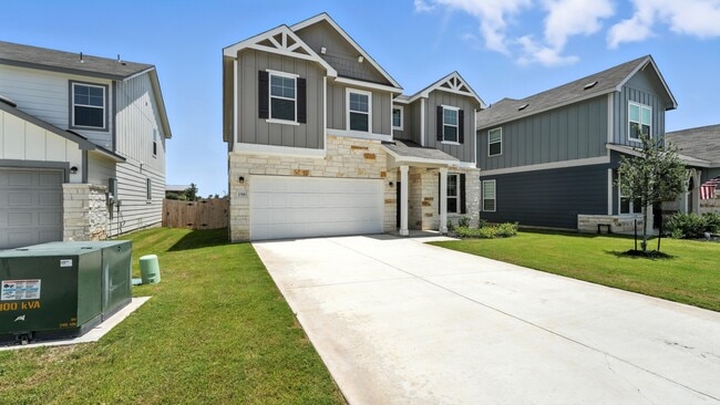 158 Hazy Glade Dr in Seguin, TX - Building Photo - Building Photo