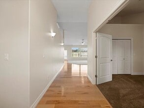 2607 Stonecreek Dr in Richland, WA - Building Photo - Building Photo