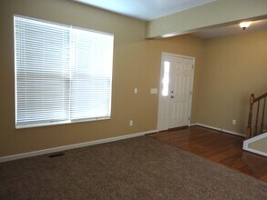 2544 Softwind Ct in Hebron, KY - Building Photo - Building Photo