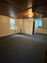 114 Rosemont Ave, Unit #2 in Ridley Park, PA - Foto de edificio - Building Photo