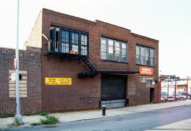 160 Berry Street in Brooklyn, NY - Building Photo - Other