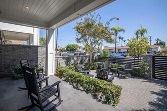 218 J Ave in Coronado, CA - Building Photo - Building Photo