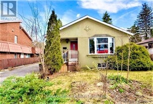 47 Child Dr in Aurora, ON - Building Photo