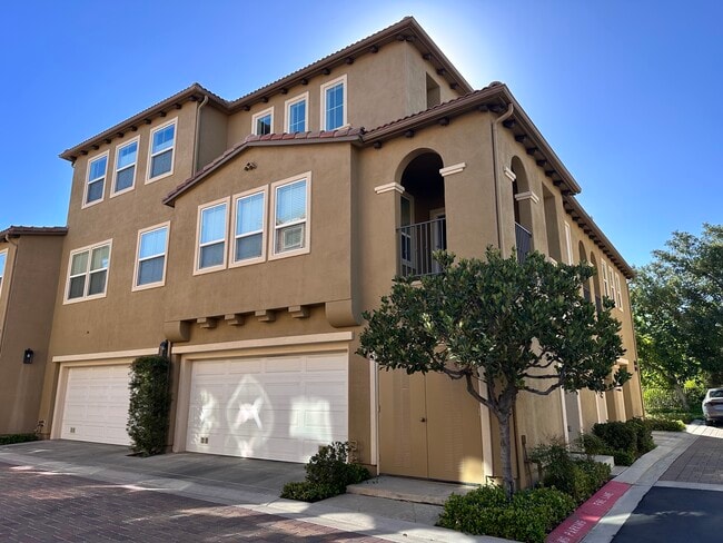 27020 Fairway Ln in Stevenson Ranch, CA - Building Photo - Building Photo