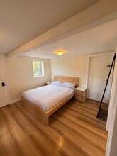 1295 Foothill Dr, Unit Studio in Simi Valley, CA - Foto de edificio - Building Photo