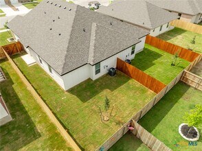 5111 Rose Petal Ct in Killeen, TX - Foto de edificio - Building Photo