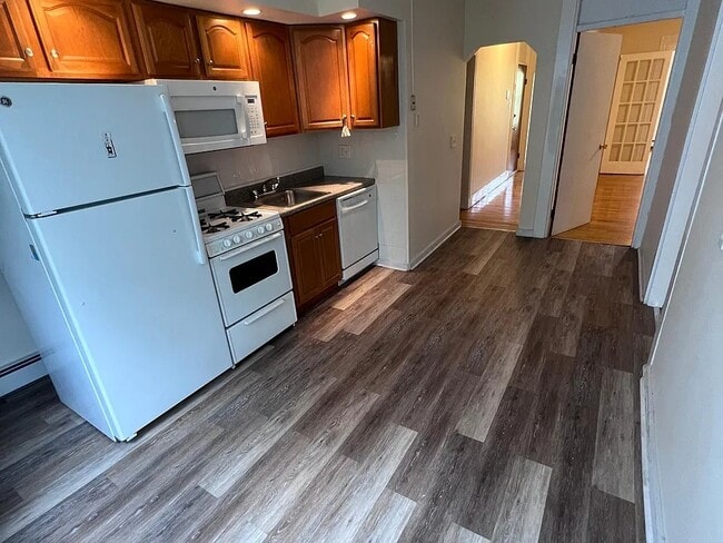 82 Hampshire St, Unit 3 in Cambridge, MA - Foto de edificio - Building Photo