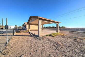 102 Adams St in Coolidge, AZ - Building Photo - Building Photo