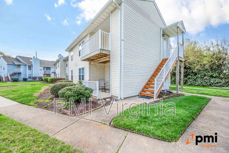 631 Bluff Ct in Virginia Beach, VA - Building Photo