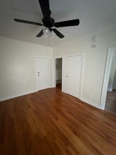 314 S Catalina St in Los Angeles, CA - Foto de edificio - Building Photo