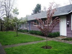 5023-5033 NE 17th Ave in Portland, OR - Building Photo