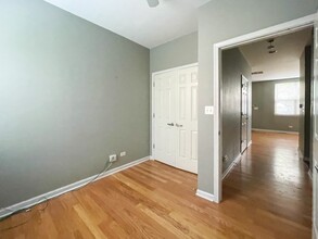 757 W Evergreen Ave in Chicago, IL - Building Photo - Building Photo