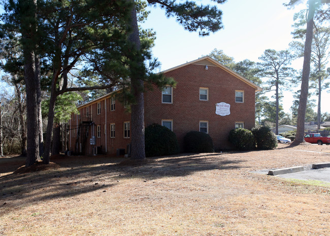 Mitchell Village Apartments in Morehead City, NC - Building Photo - Building Photo