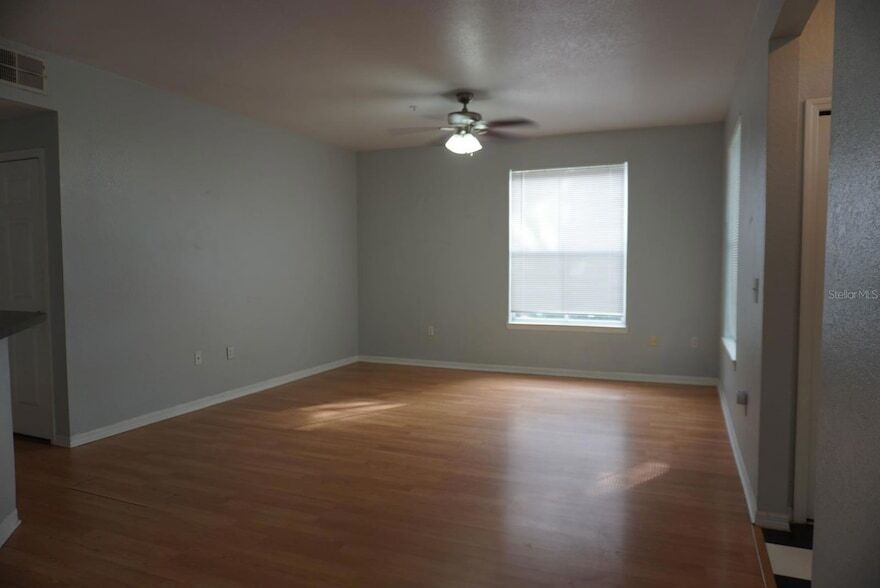 6005 Westgate Dr, Unit 2212 in Orlando, FL - Building Photo