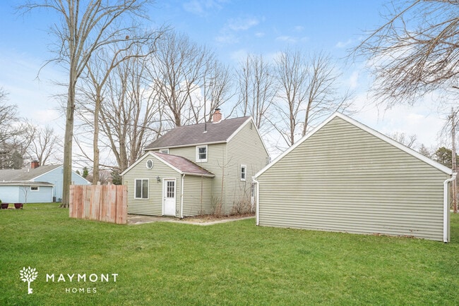 6035 Chapel Rd in Madison, OH - Building Photo - Building Photo