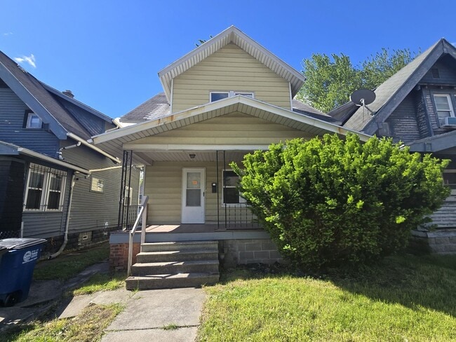 property at 315 Stanley Ct